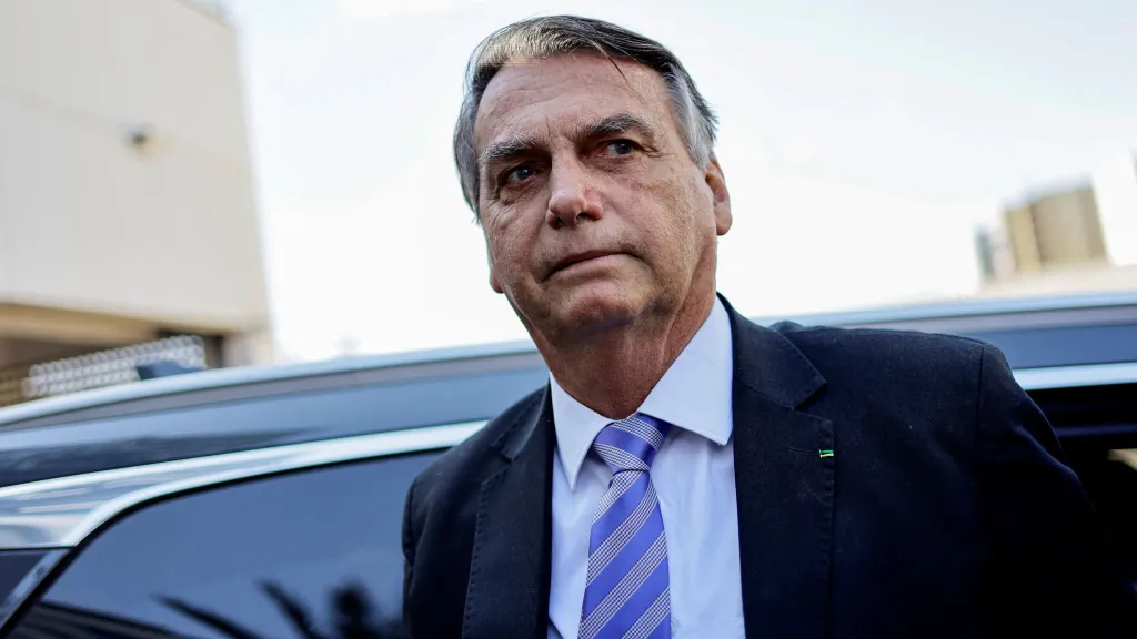 Modelo do mensalão inspira PF em investigação contra Bolsonaro Em Ato Golpista