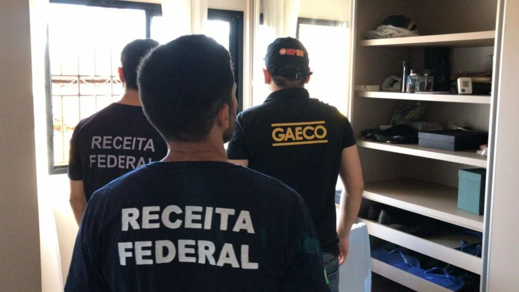 Justiça do RN aceita denúncia contra PCC e 17 acusados de integrar esquema de lavagem de dinheiro do tráfico