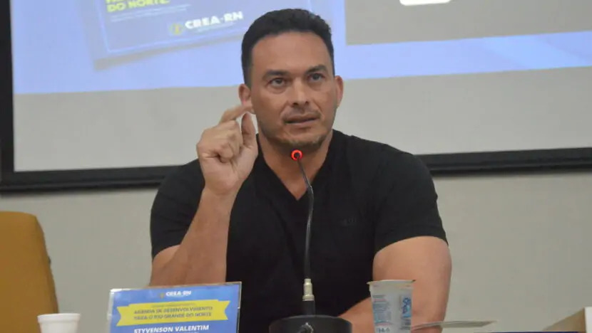 Parlamentar que mais detalhou emendas PIX no RN, Styvenson cumpre projetos e distribui R$ 32,7 milhões