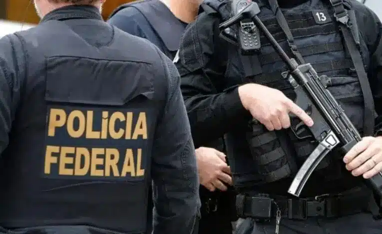 PF faz operação contra ataques a deputados que apoiaram projeto de lei antiaborto