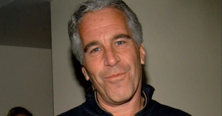 Jeffrey Epstein: e-mails revelam que rede de exploração sexual citava Natal e interior do RN em aliciamento de jovens