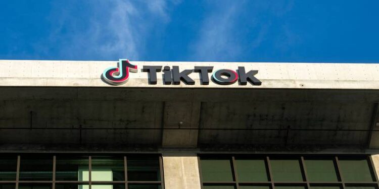O que o TikTok está ensinando sobre vendas que o varejo ainda não entendeu