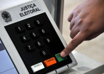 Justiça cassa prefeito e vice por abuso e “rachadinha” em eleição no RN