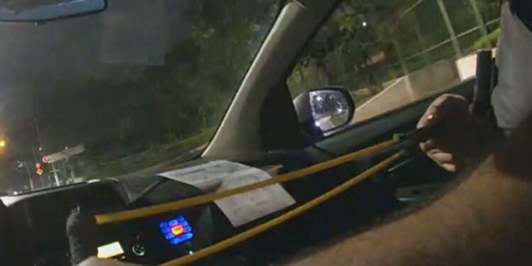 75 policiais de SP condenados por fraudar câmeras corporais e cometer abusos