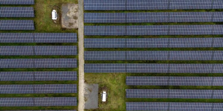 A Alemanha descobriu o que o Brasil ainda não aprendeu sobre energia solar