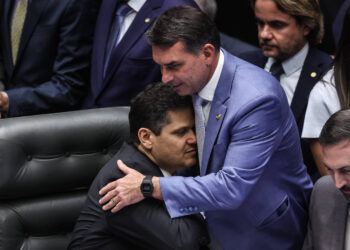 Alcolumbre promete pautar impeachment no STF; mas será que vai cumprir?