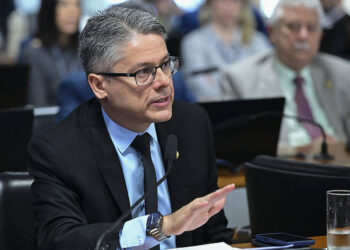 Ameaças judiciais contra jornalistas: chegou a hora de uma lei específica?