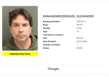 O 'mugshot' que confirma: Ramagem virou detento oficial nos EUA