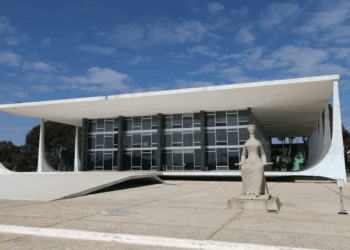 O paradoxo brasileiro: STF tem poder demais, mas protege a democracia