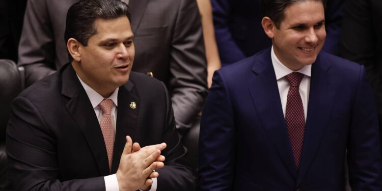 O presidente do Senado que ligou para deputados pedindo voto ao PT