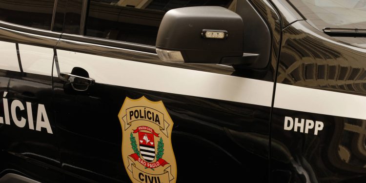 Criança de 10 anos se esconde em carro abandonado por dois dias após estupro em São Paulo