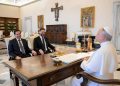 O católico que precisa explicar os tuítes do patrão